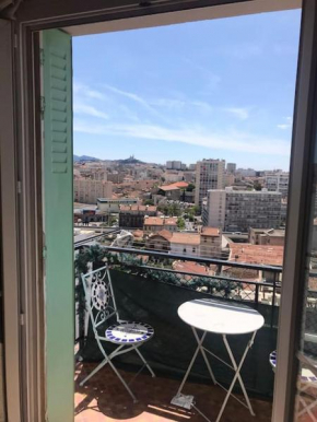 Appartement 3 p avec balcon vue dégagée